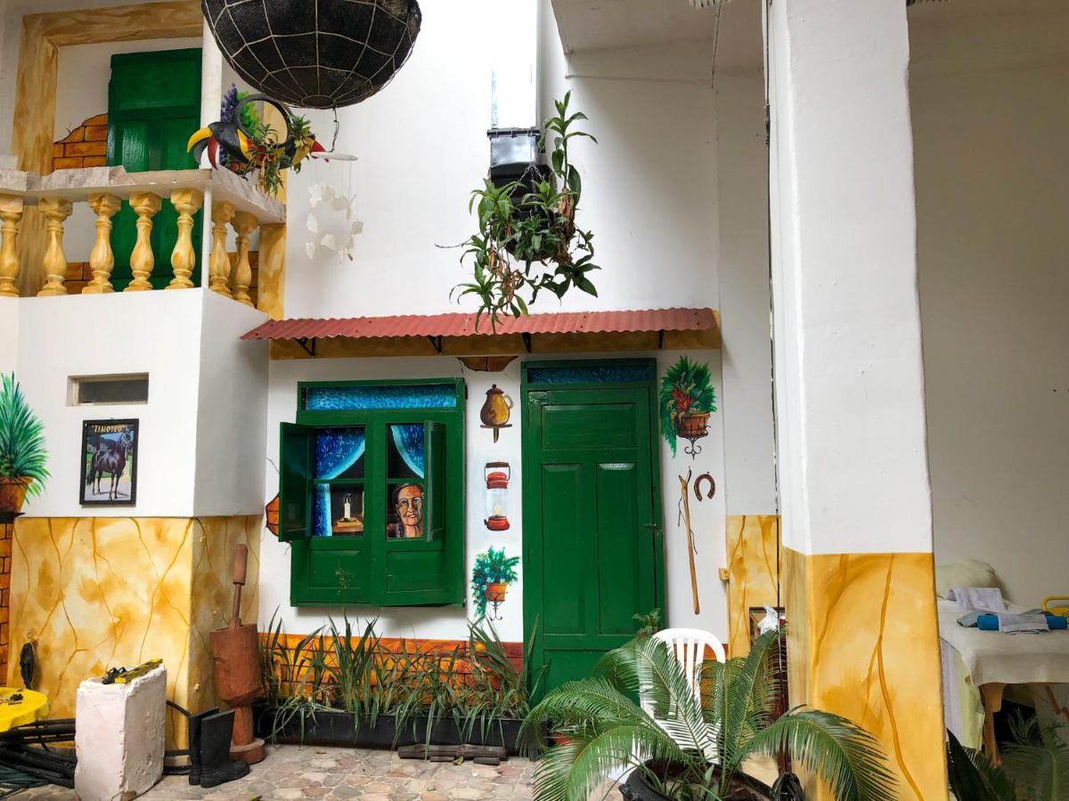 Hotel Plaza Confort Girardot Buitenkant foto