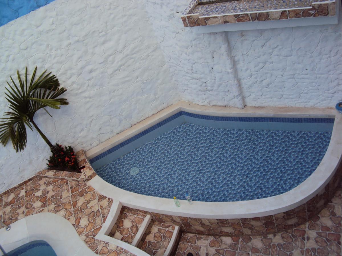Hotel Plaza Confort Girardot Buitenkant foto